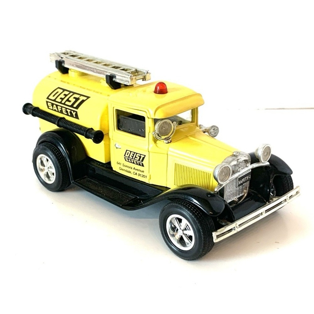 Liberty Classics Deist Safety Model A Street Rod Fire Tanker Diecast Bank 1/25 - Picture 2 of 12